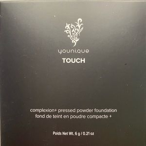 Younique complexion + pressed powder foundation